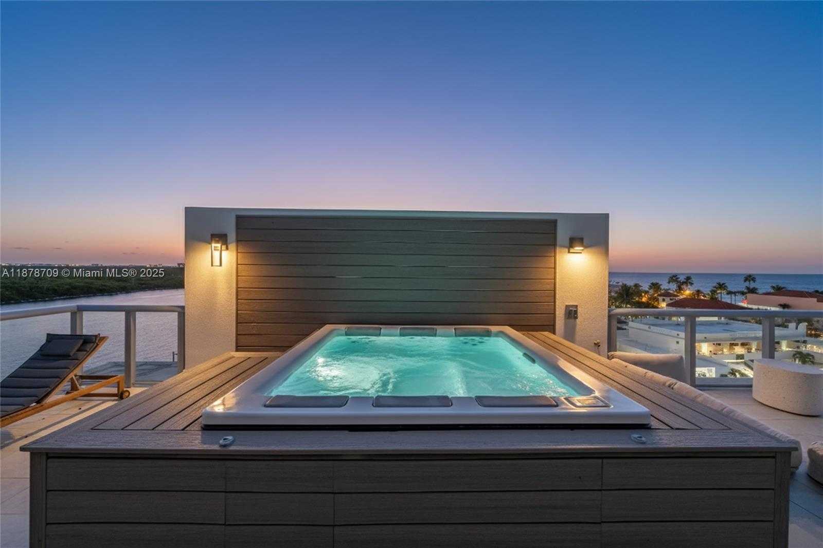 Small Image of 2890 NORTH OCEAN DR, Hollywood Number 27