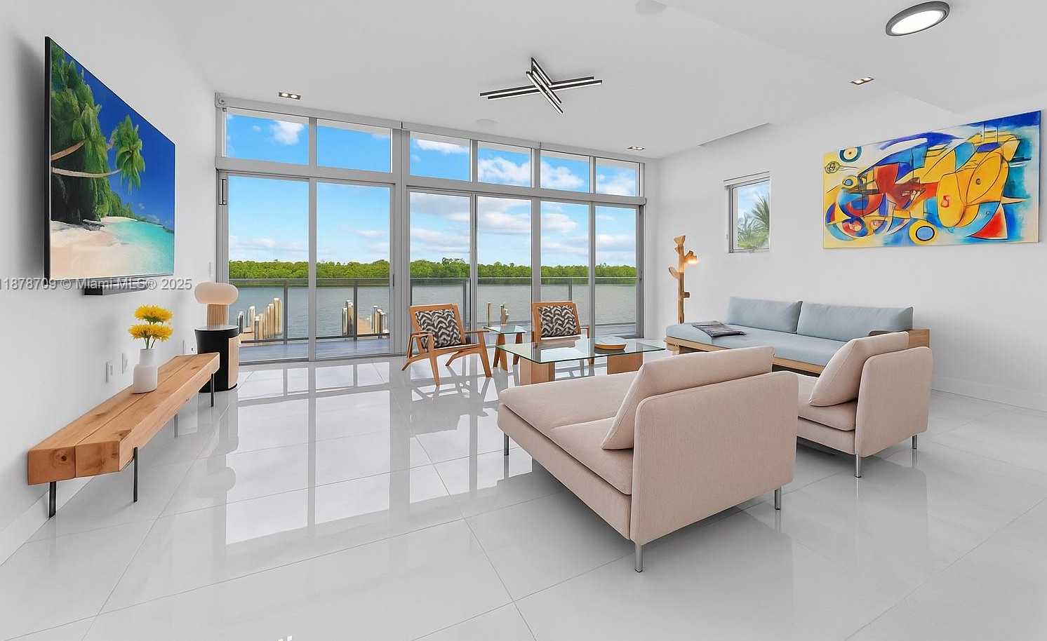 Small Image of 2890 NORTH OCEAN DR, Hollywood Number 3