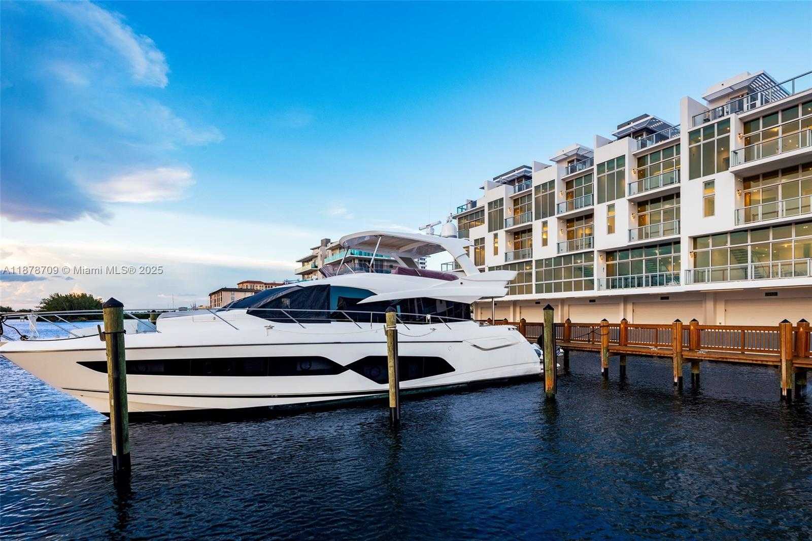 Small Image of 2890 NORTH OCEAN DR, Hollywood Number 31