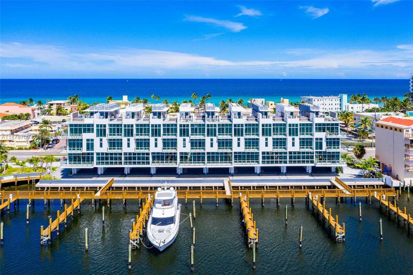 Small Image of 2890 NORTH OCEAN DR, Hollywood Number 34