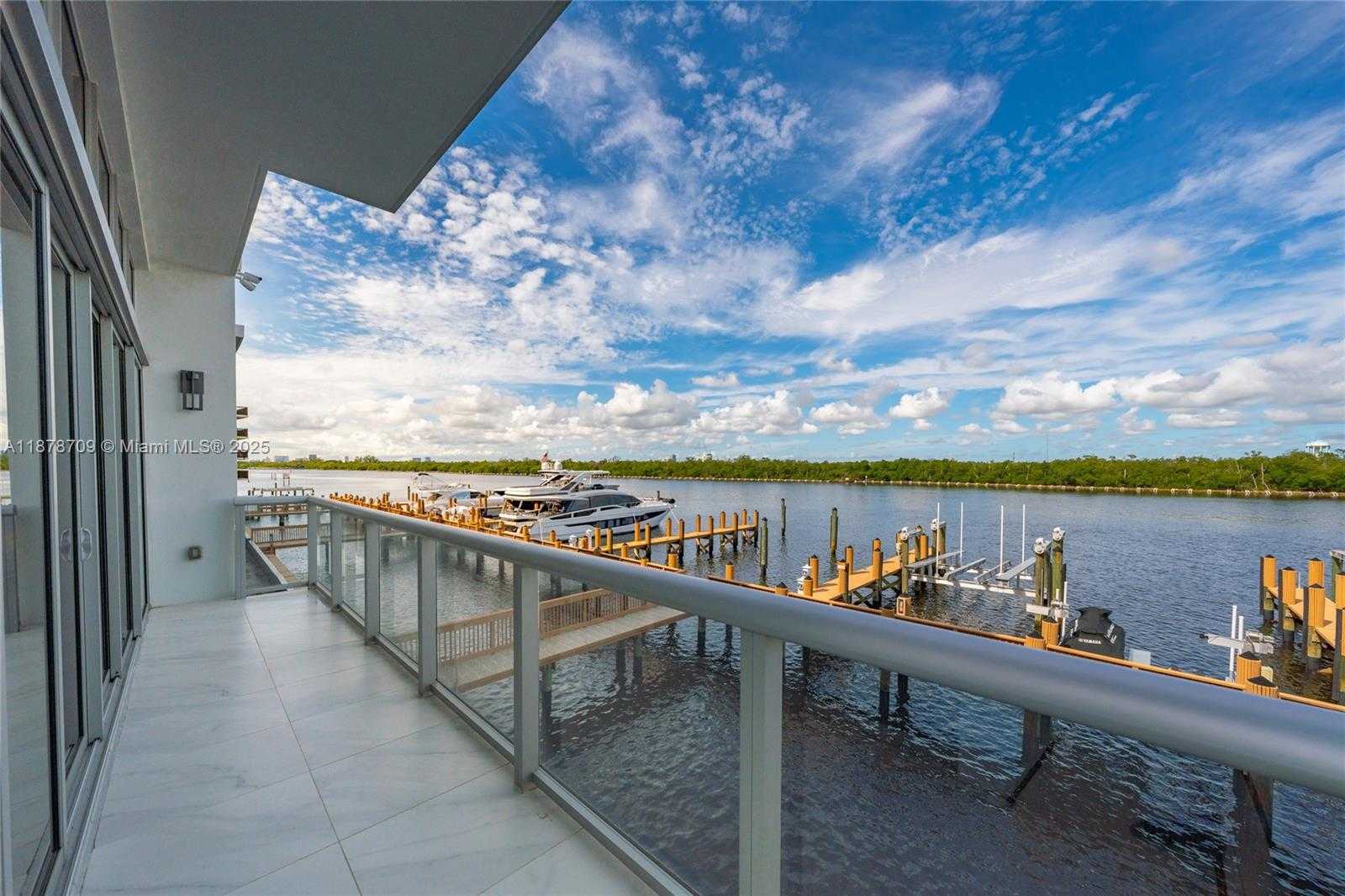 Small Image of 2890 NORTH OCEAN DR, Hollywood Number 6