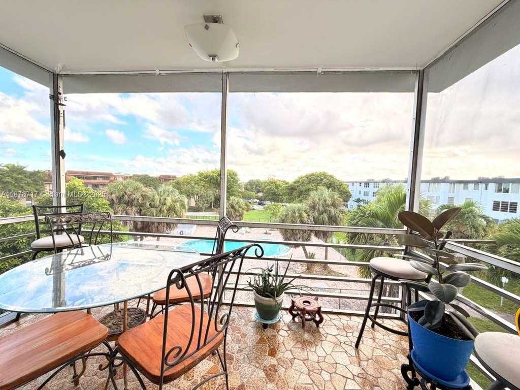 Small Image of 441 NORTH EAST 195TH ST #412, Miami Number 18