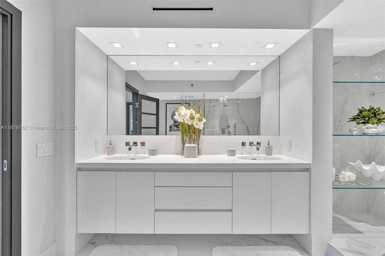 Small Image of 101 SOUTH FORT LAUDERDALE BEACH BLVD #1201, Fort Lauderdale Number 31