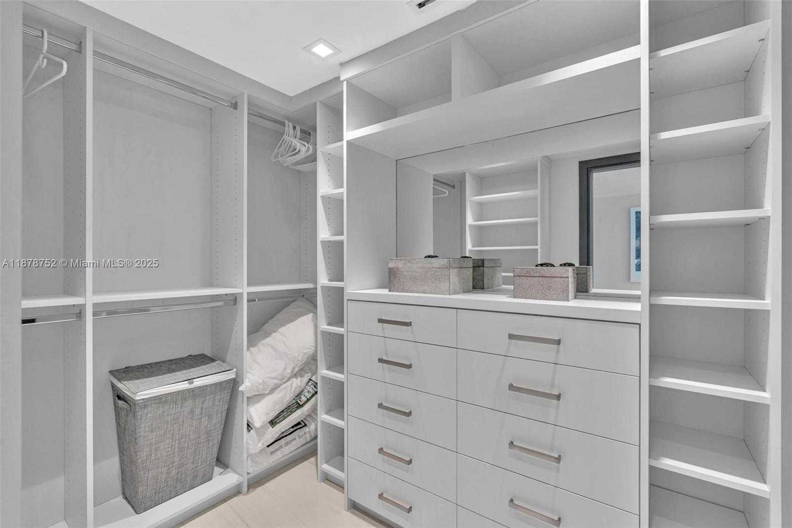 Small Image of 101 SOUTH FORT LAUDERDALE BEACH BLVD #1201, Fort Lauderdale Number 32