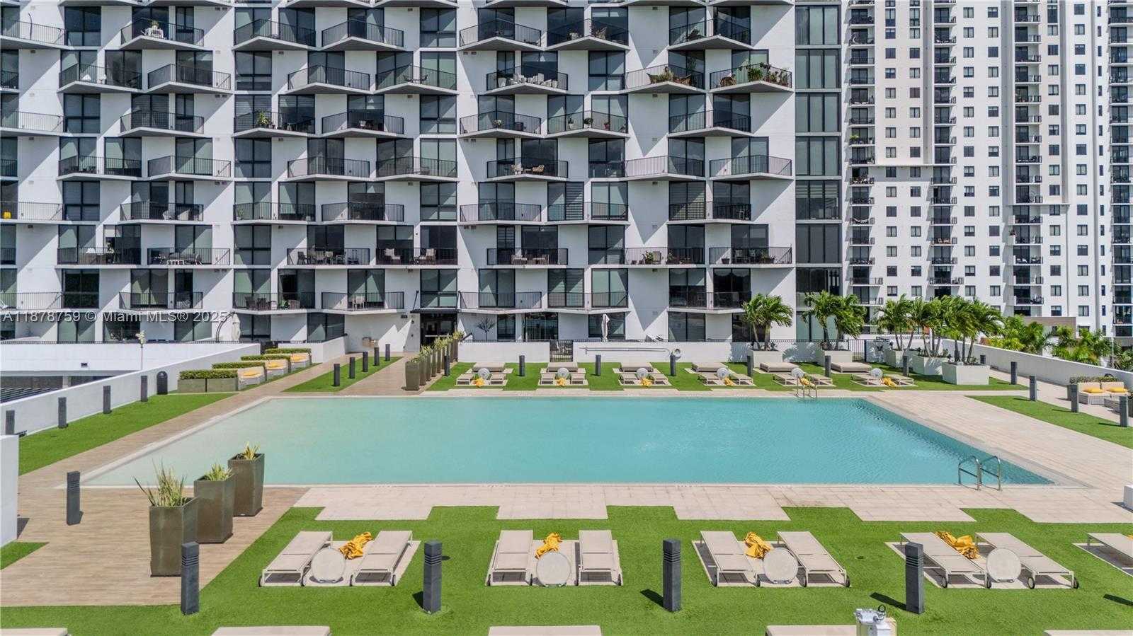Small Image of 5252 NORTH WEST 85TH AVE #1402, Doral Number 32