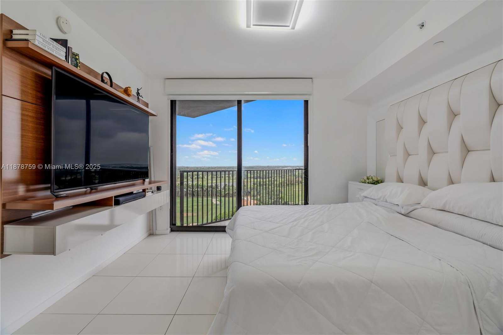 Small Image of 5252 NORTH WEST 85TH AVE #1402, Doral Number 4
