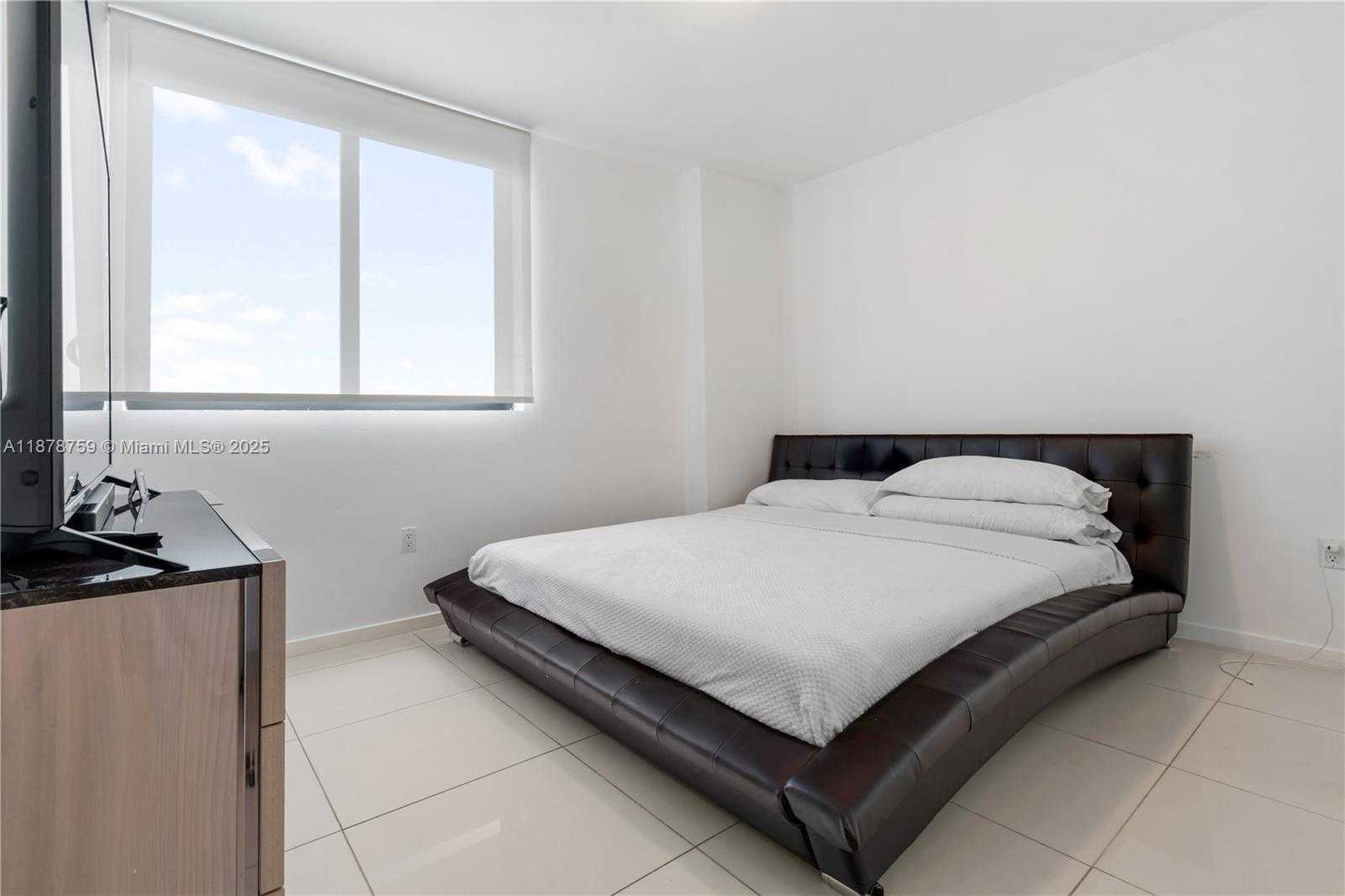 Small Image of 5252 NORTH WEST 85TH AVE #1402, Doral Number 9