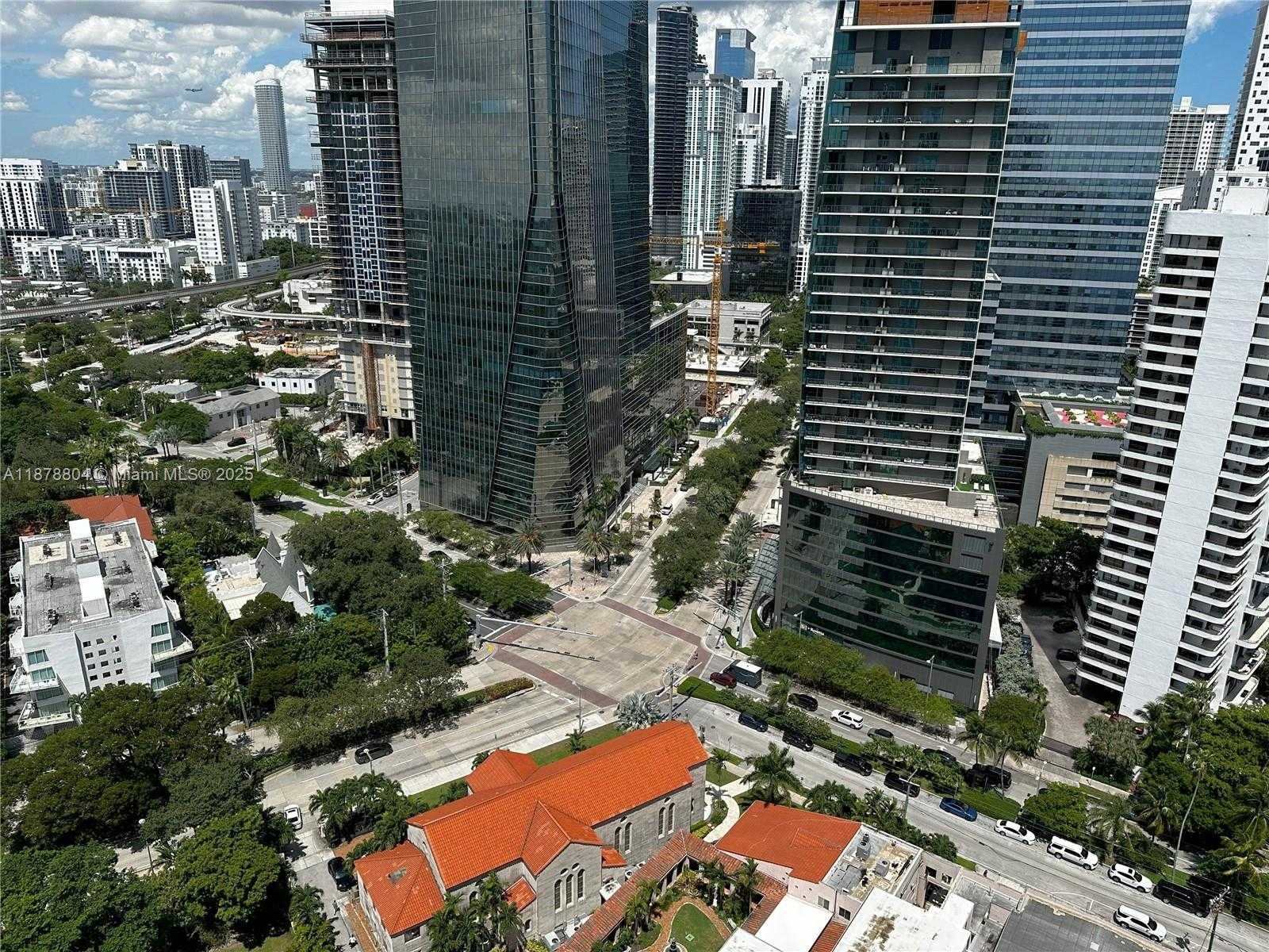 Small Image of 1541 BRICKELL AVE #A3002, Miami Number 11