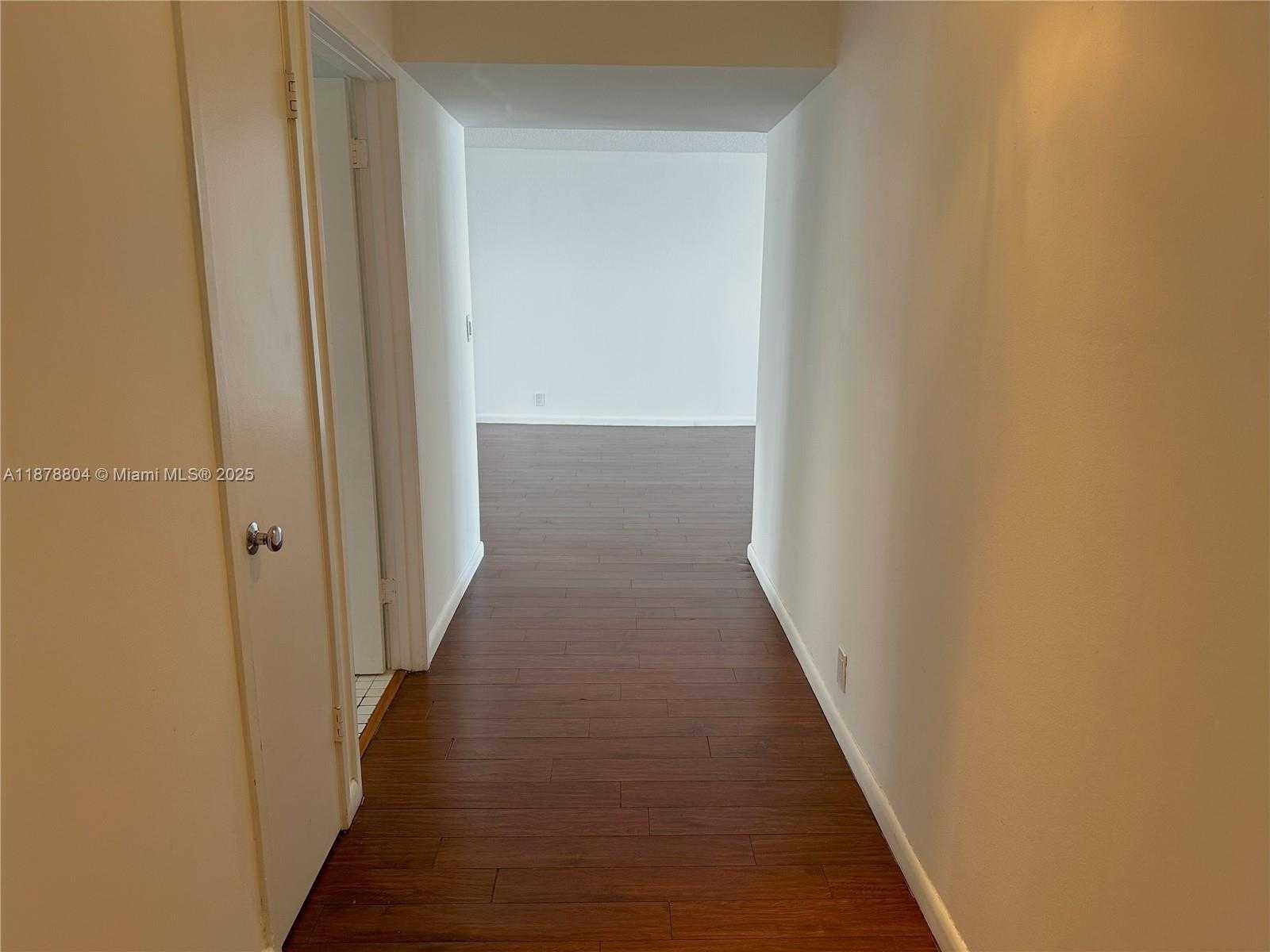 Small Image of 1541 BRICKELL AVE #A3002, Miami Number 21