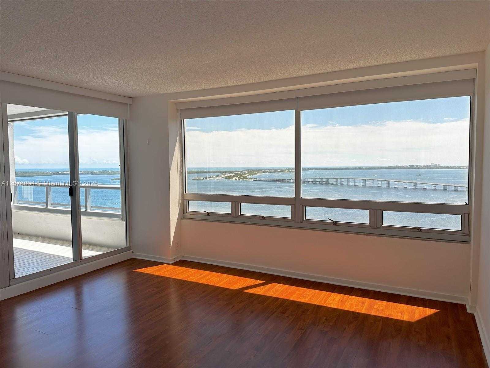 Small Image of 1541 BRICKELL AVE #A3002, Miami Number 22