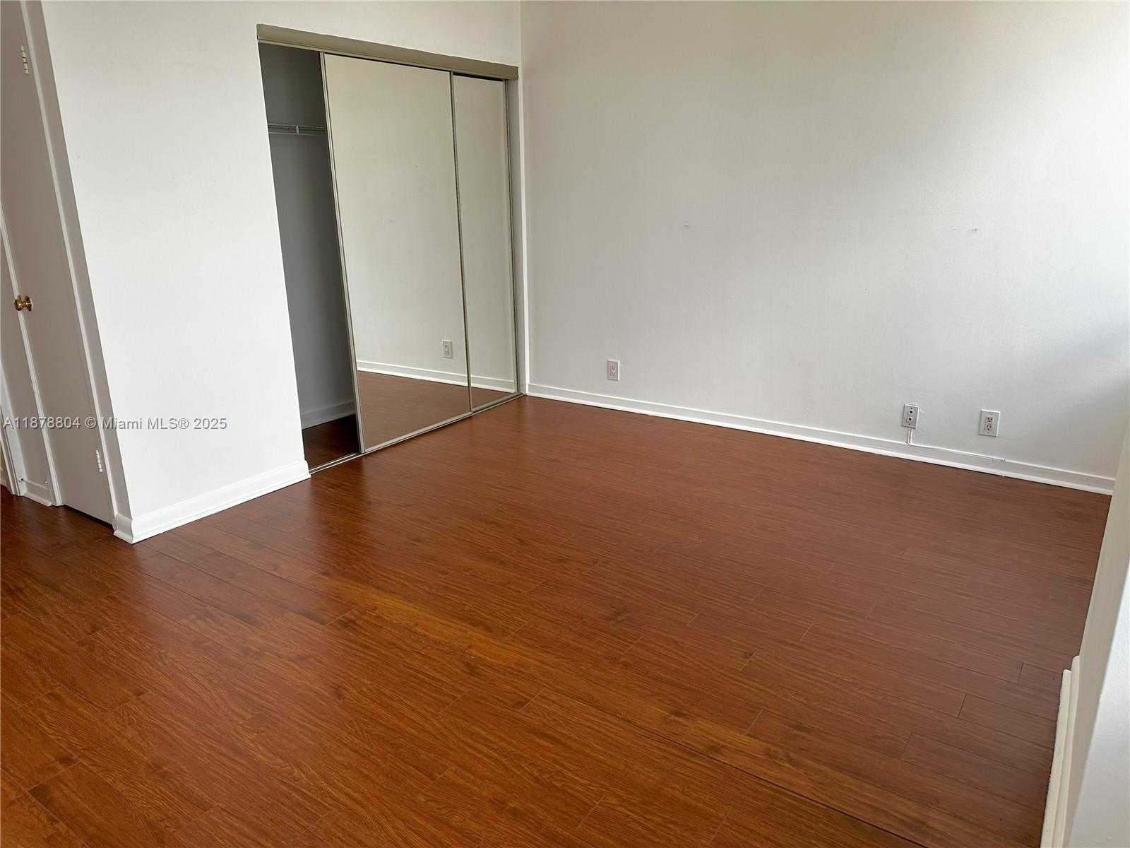 Small Image of 1541 BRICKELL AVE #A3002, Miami Number 32