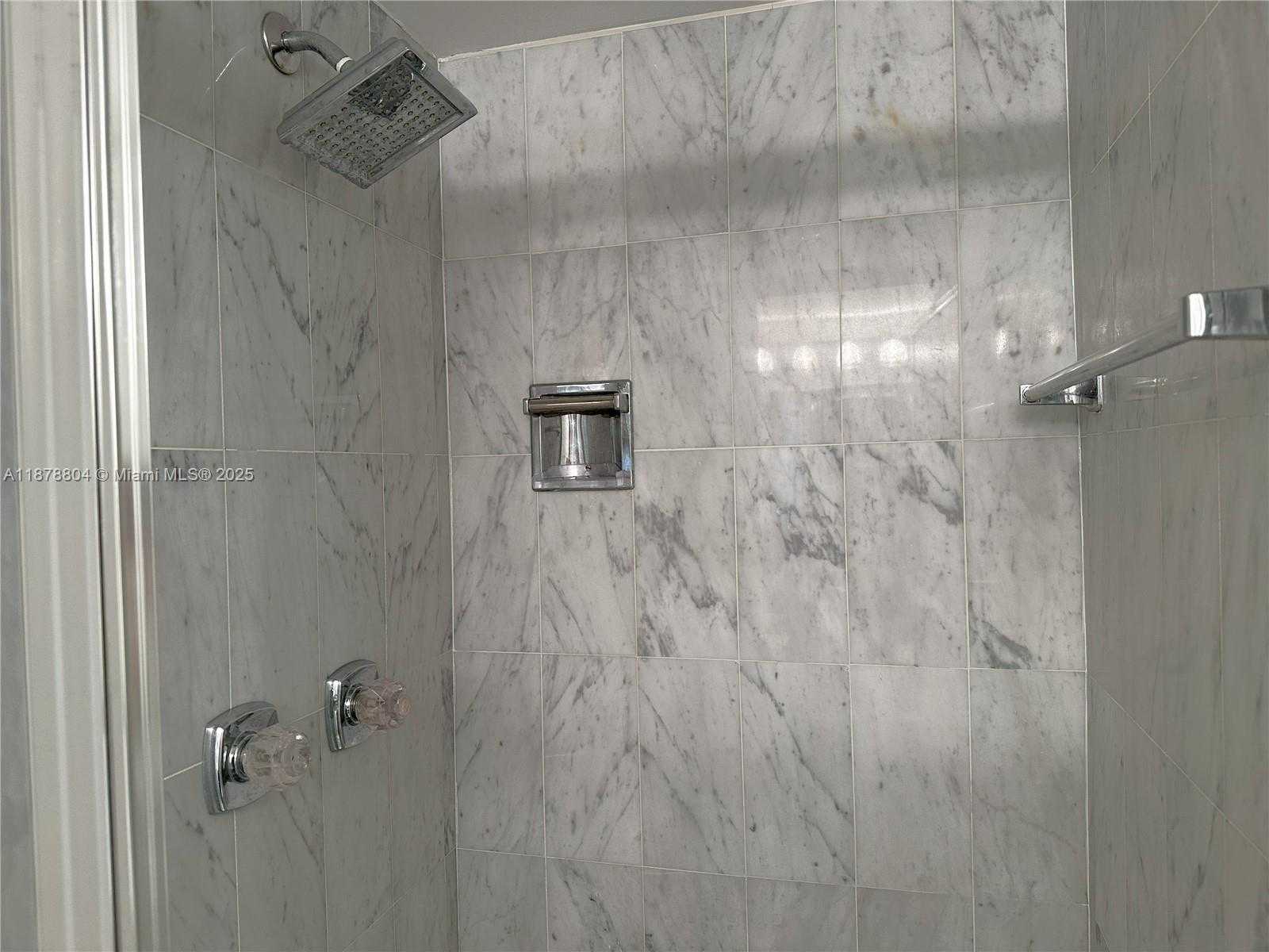 Small Image of 1541 BRICKELL AVE #A3002, Miami Number 34