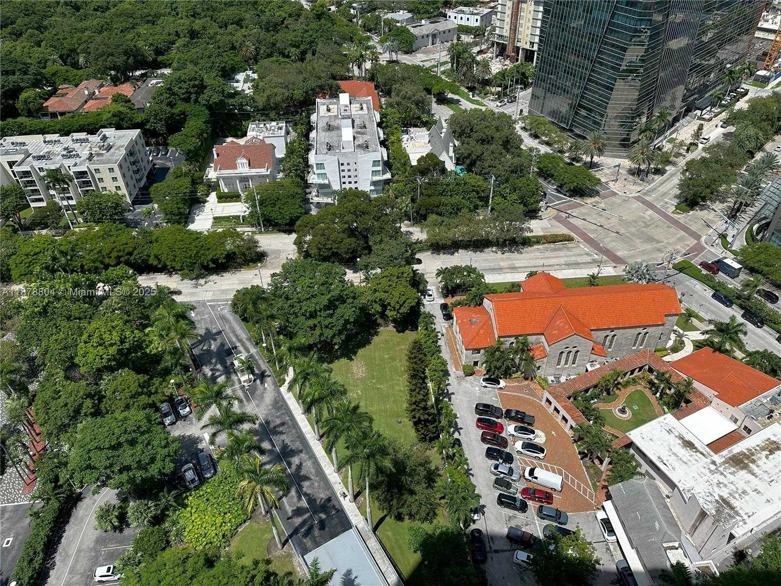 Small Image of 1541 BRICKELL AVE #A3002, Miami Number 35