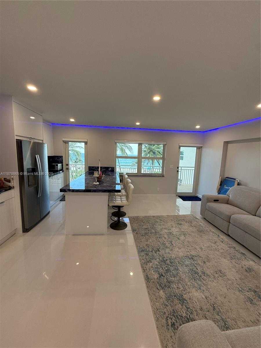 Small Image of 901 SOUTH SURF RD #306, Hollywood Number 12