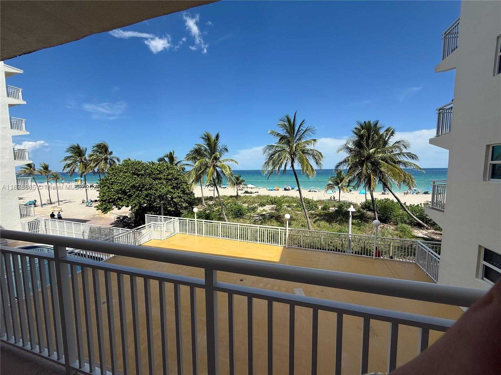 Small Image of 901 SOUTH SURF RD #306, Hollywood Number 3