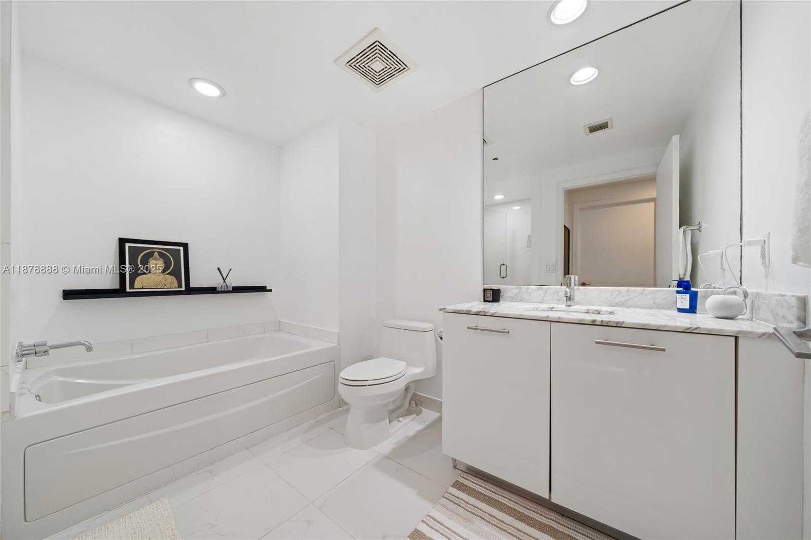 Small Image of 55 SOUTH EAST 6TH ST #1908, Miami Number 25