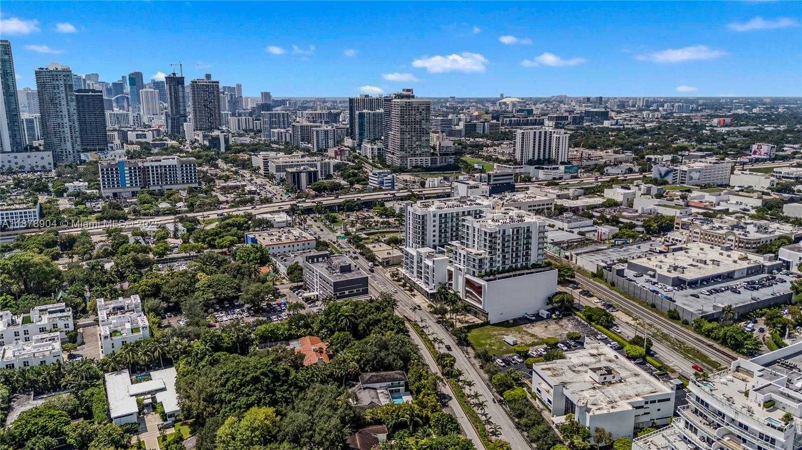 Small Image of 3900 BISCAYNE BLVD #S-904, Miami Number 11