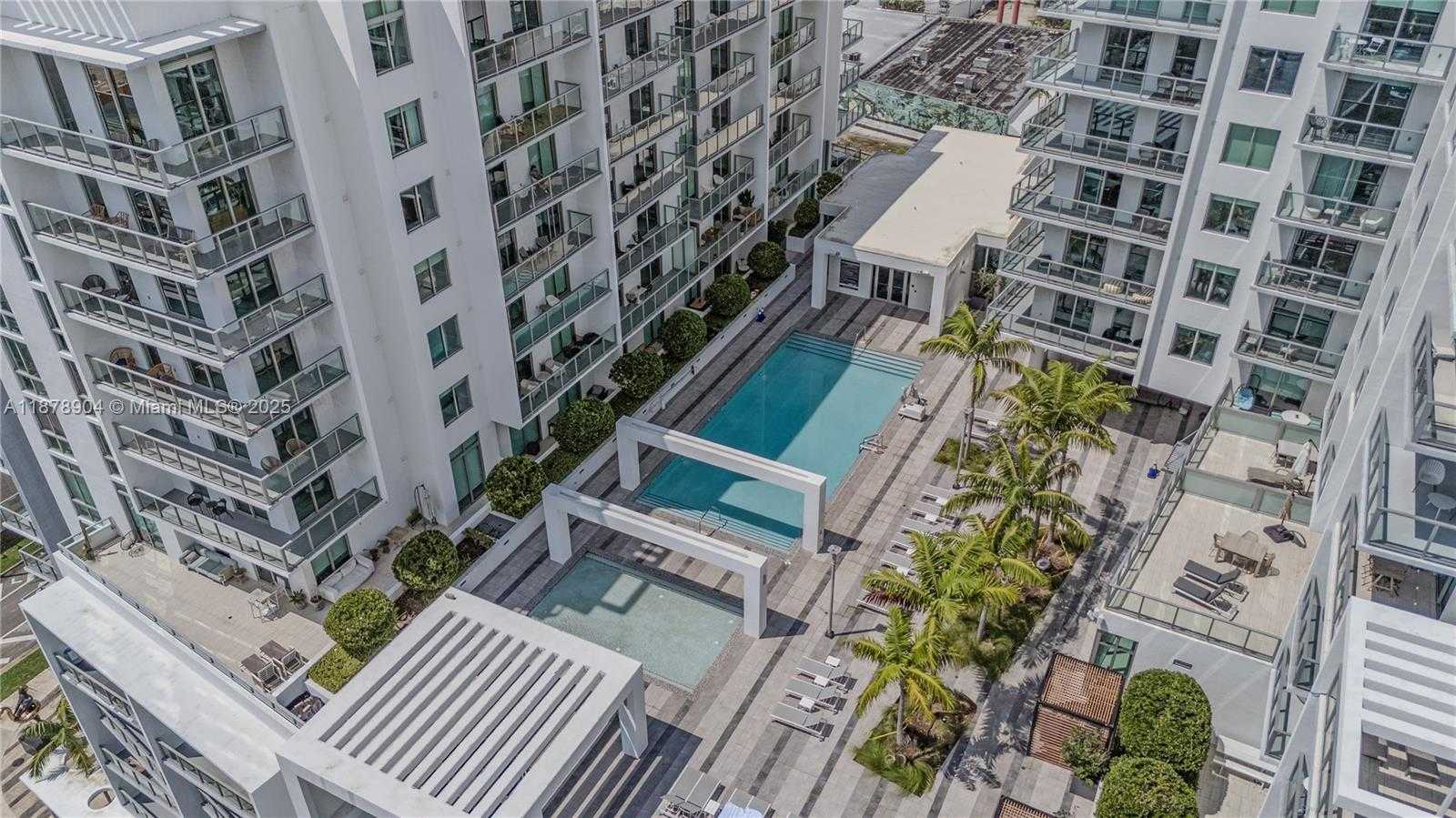 Small Image of 3900 BISCAYNE BLVD #S-904, Miami Number 2