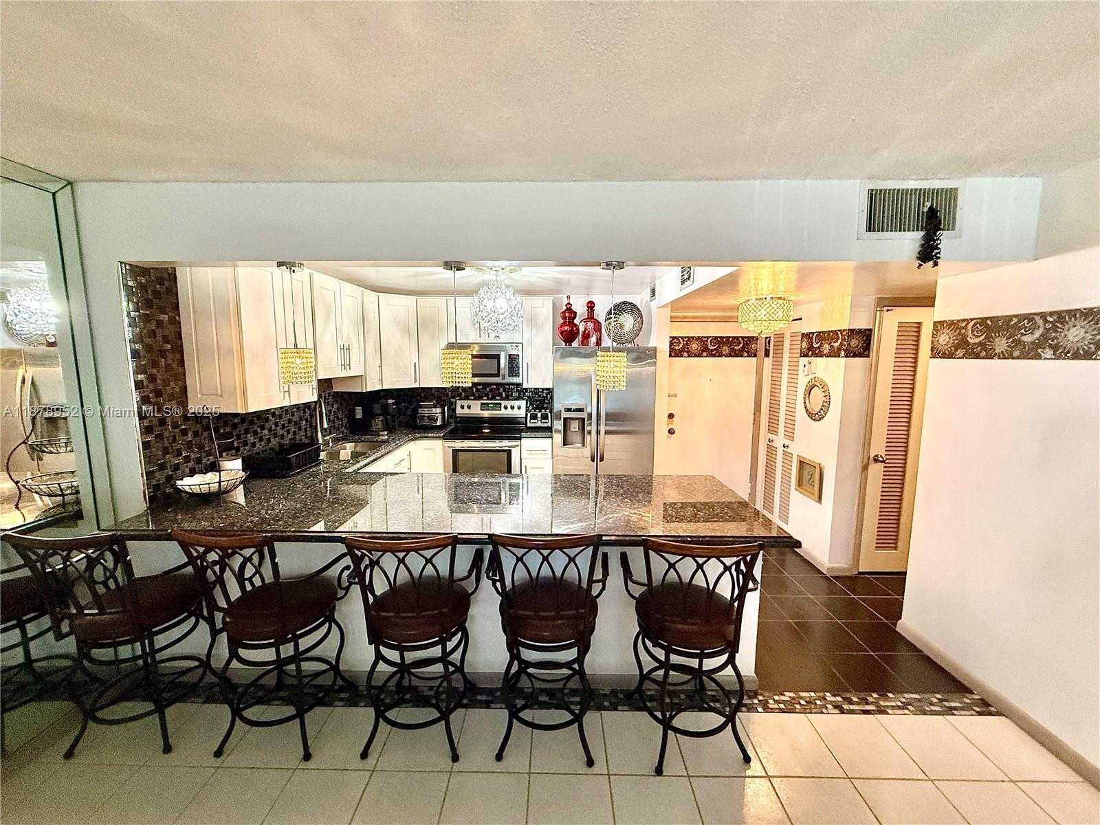 Small Image of 1801 SOUTH OCEAN DR #233, Hallandale Beach Number 4