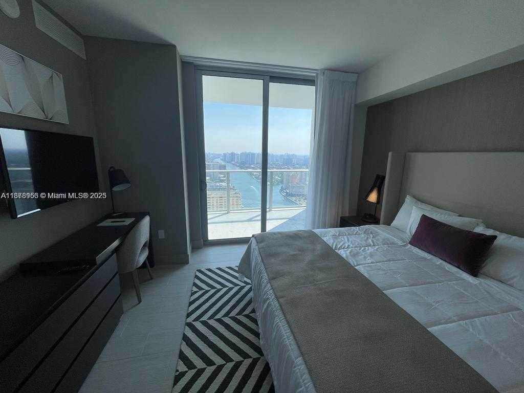 Small Image of 4010 SOUTH OCEAN DR #R1409, Hollywood Number 7