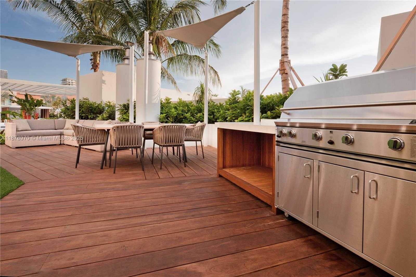 Small Image of 2020 NORTH BAYSHORE DR #3701, Miami Number 45