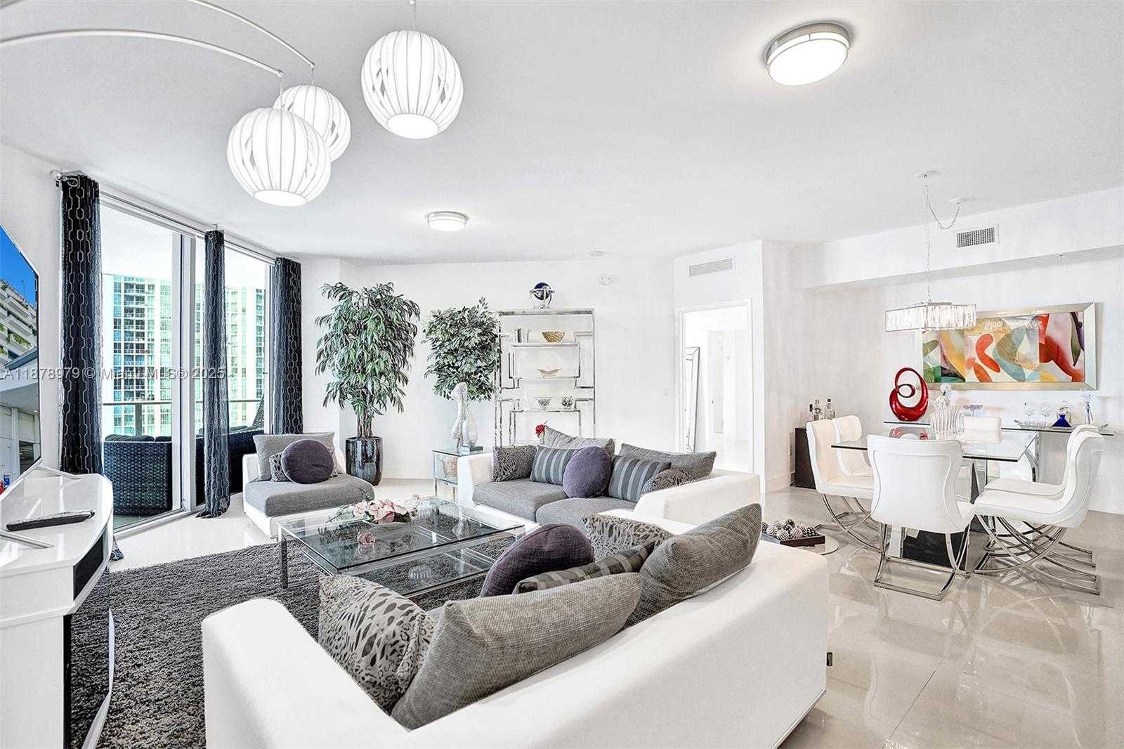 Small Image of 17301 BISCAYNE BLVD #1207, North Miami Beach Number 11