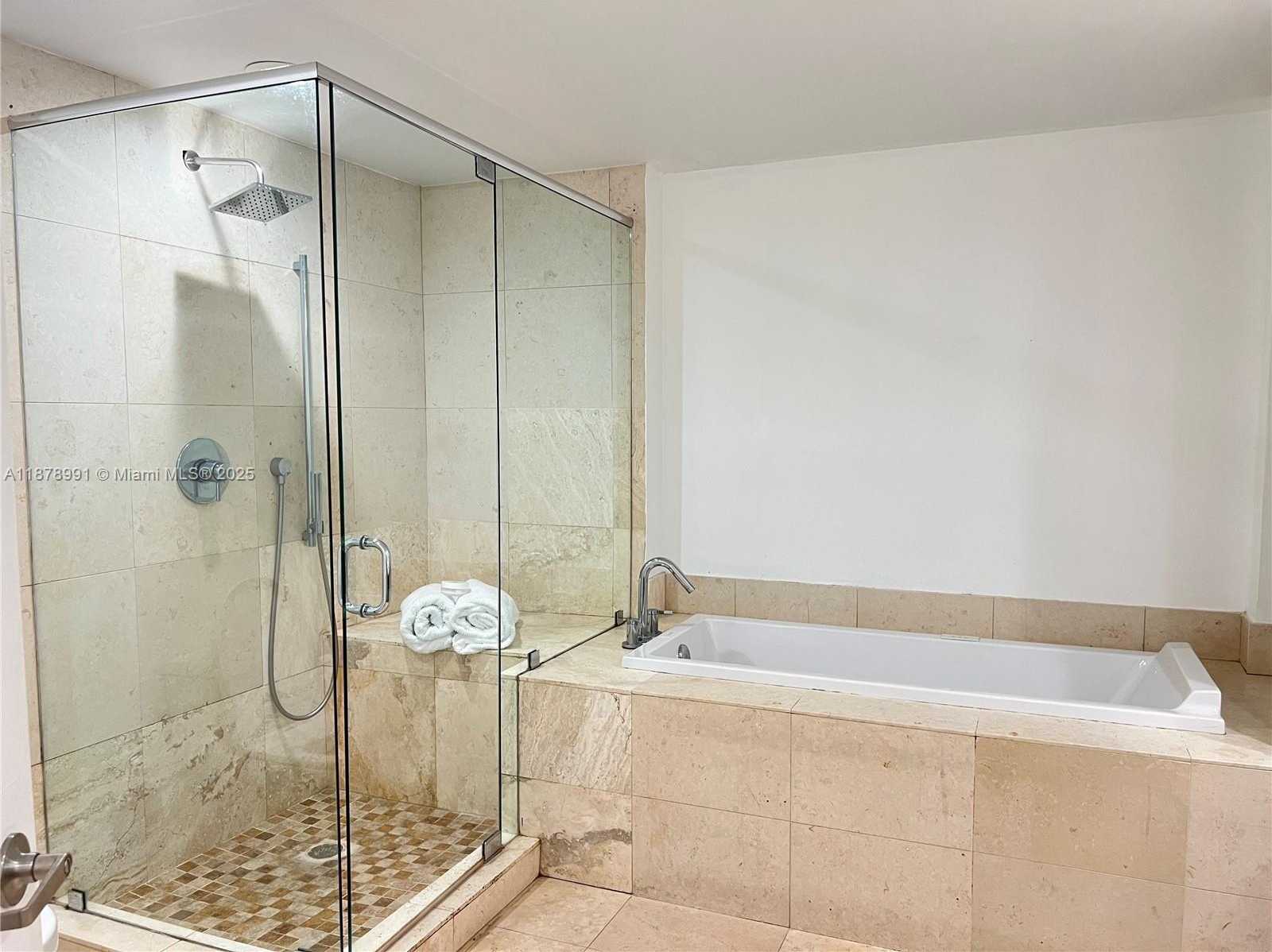 Small Image of 495 BRICKELL AVE #BAY406, Miami Number 12
