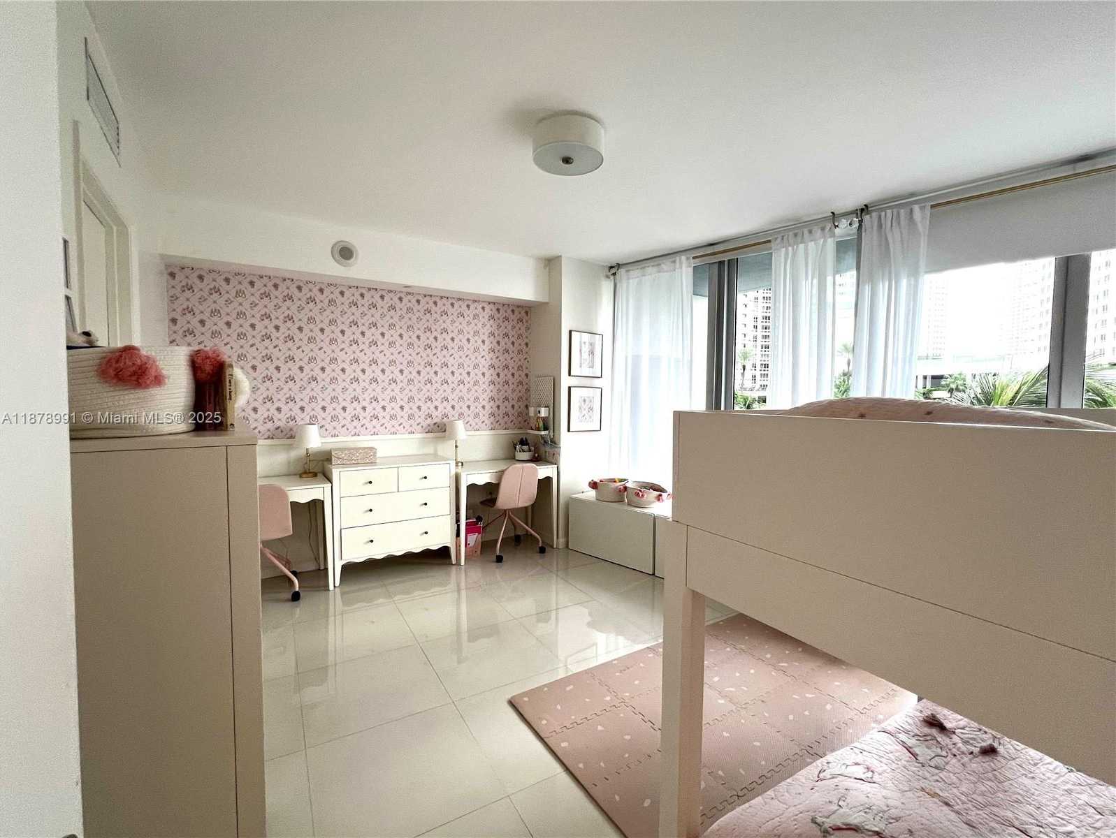 Small Image of 495 BRICKELL AVE #BAY406, Miami Number 8