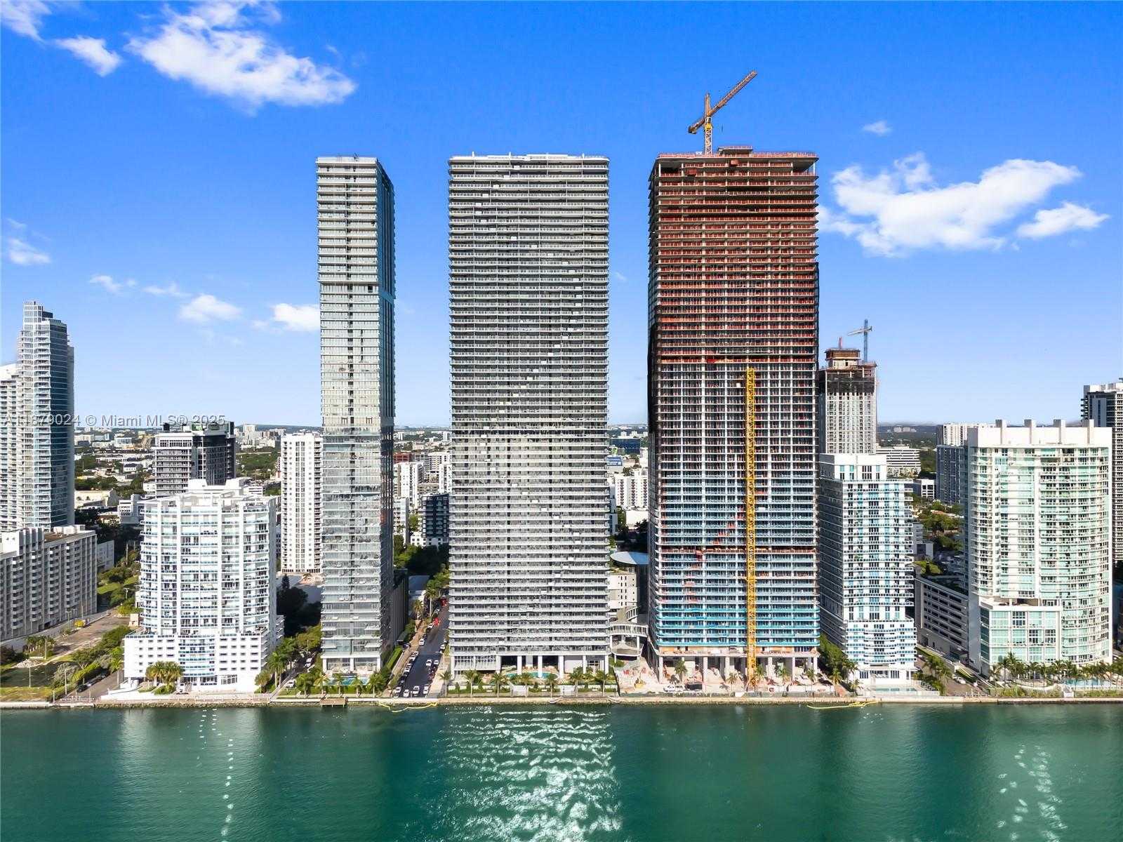 Small Image of 700 NE 24TH ST #2402, Miami Number 31