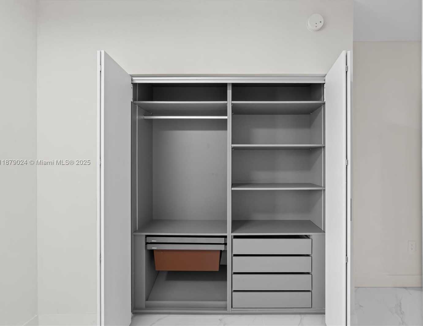 Small Image of 700 NE 24TH ST #2402, Miami Number 40