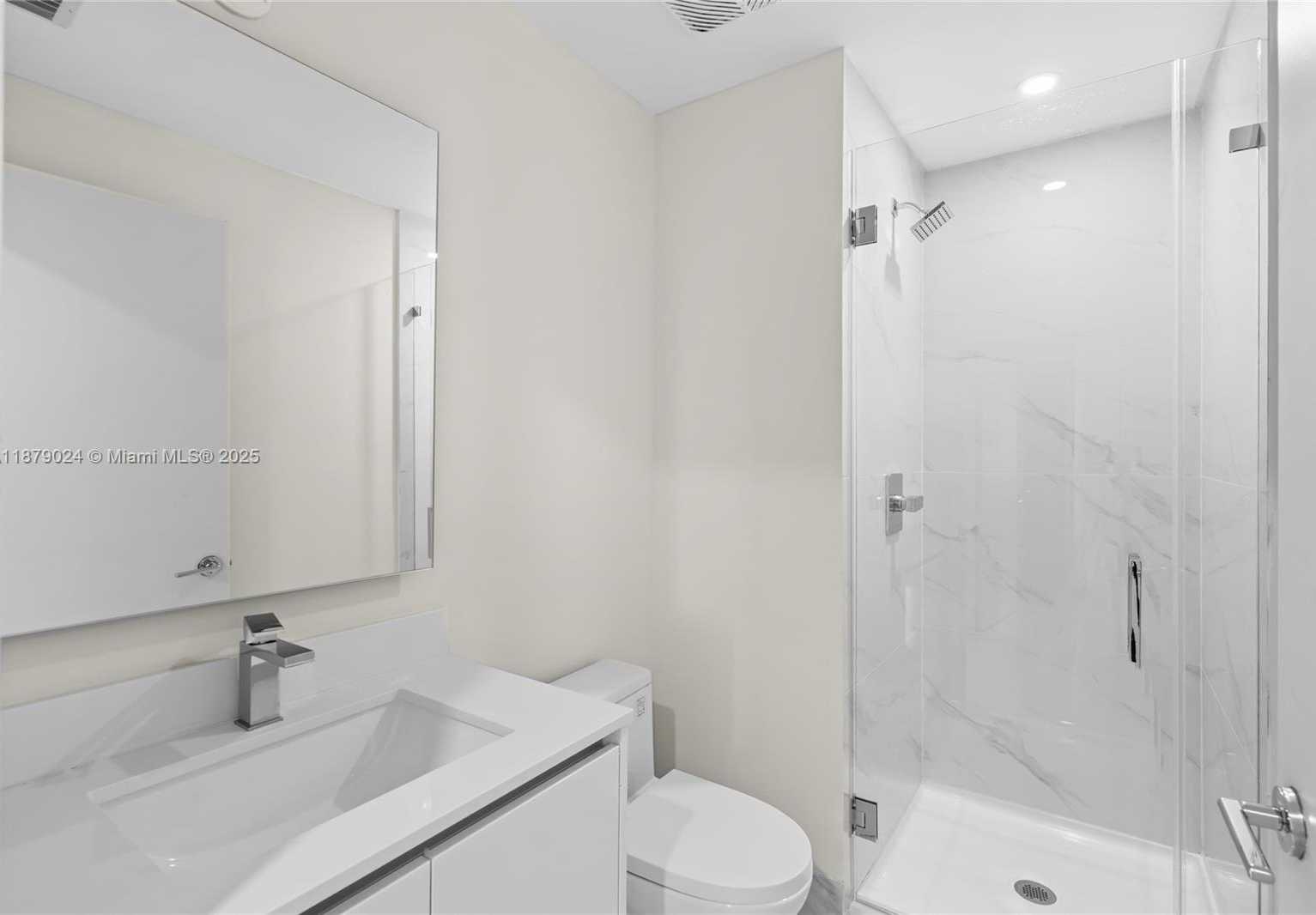 Small Image of 700 NE 24TH ST #2402, Miami Number 44