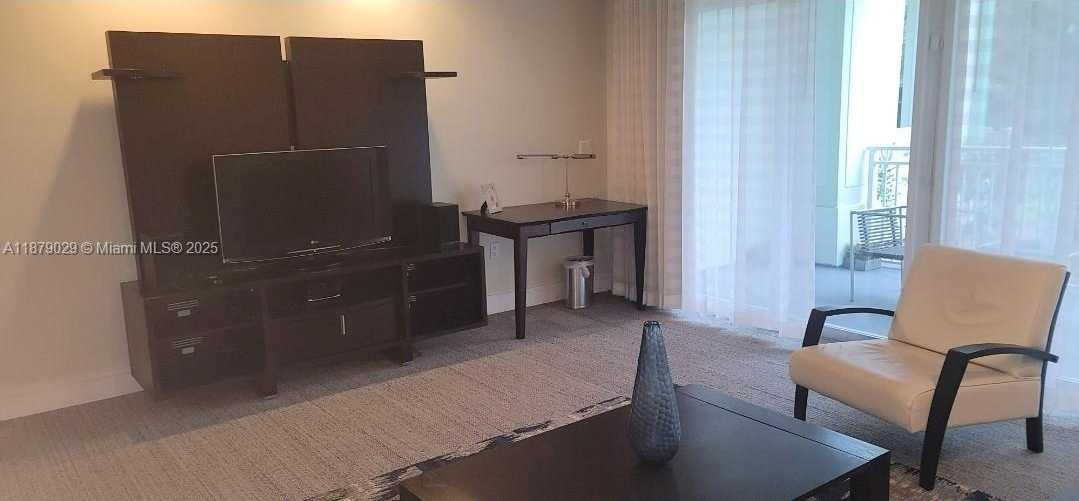 Small Image of Doral Number 20