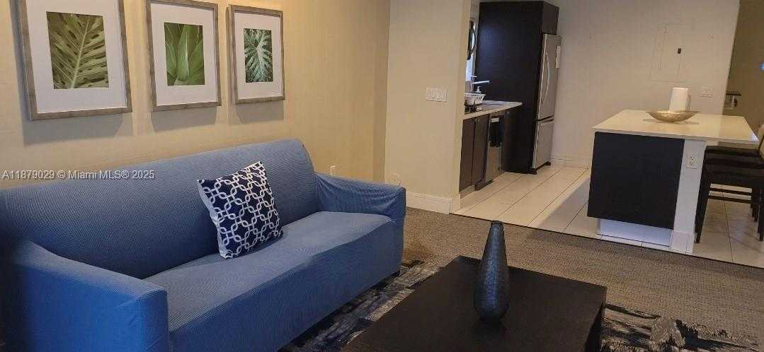 Small Image of Doral Number 22