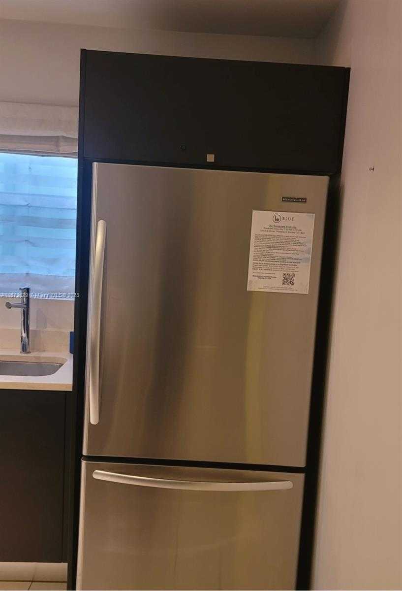 Small Image of Doral Number 34