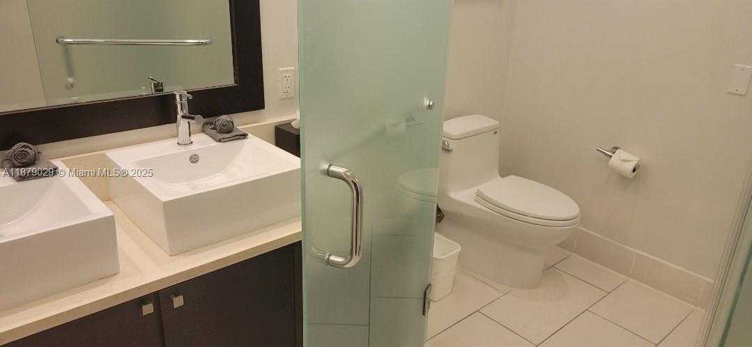 Small Image of Doral Number 45