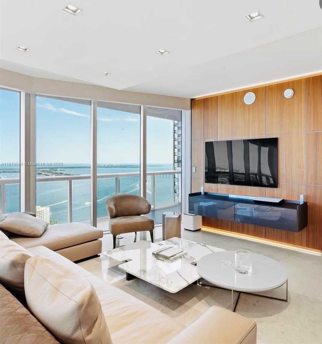 Small Image of 465 BRICKELL AVE #4801, Miami Number 14