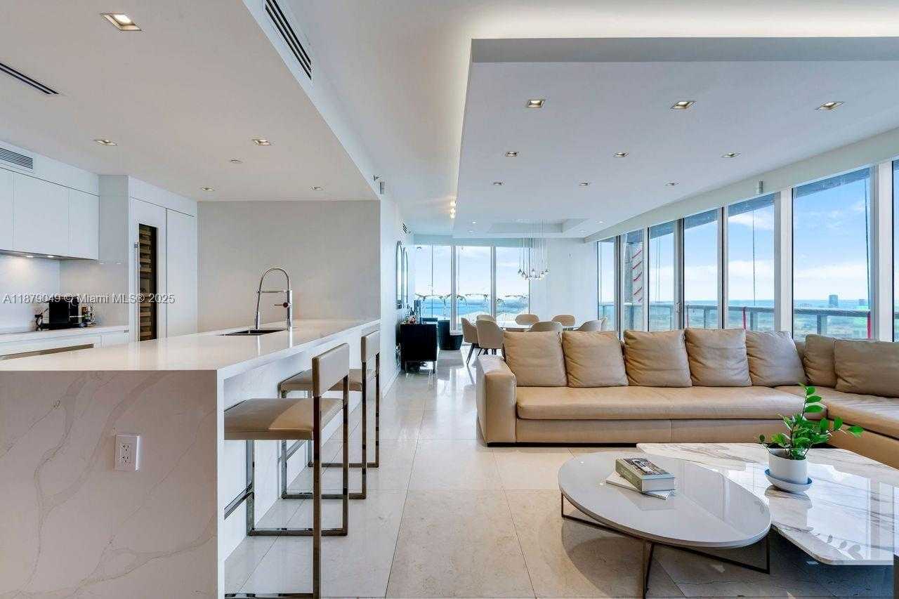 Small Image of 465 BRICKELL AVE #4801, Miami Number 28