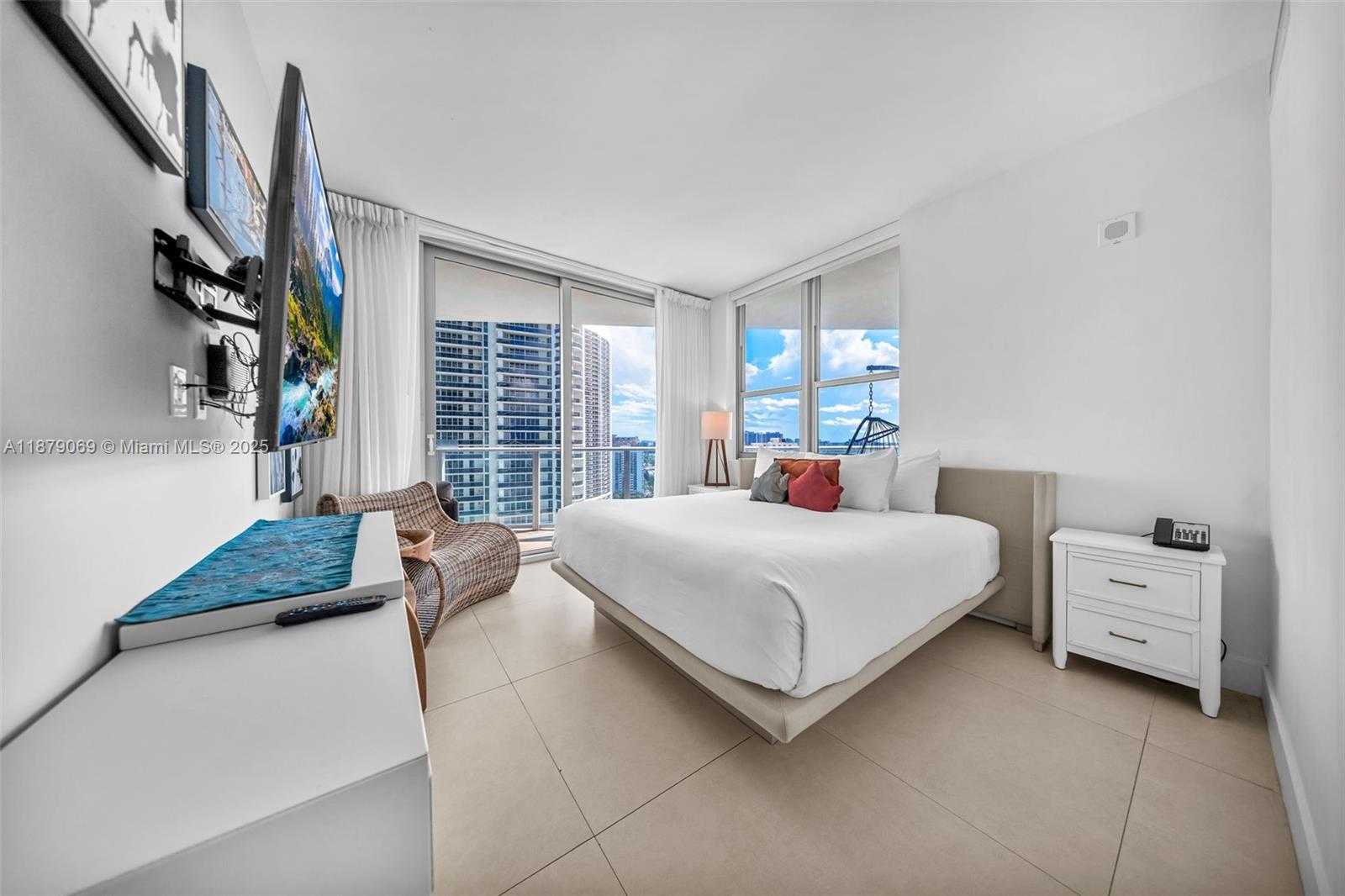 Small Image of 4111 SOUTH OCEAN DR #1611, Hollywood Number 19