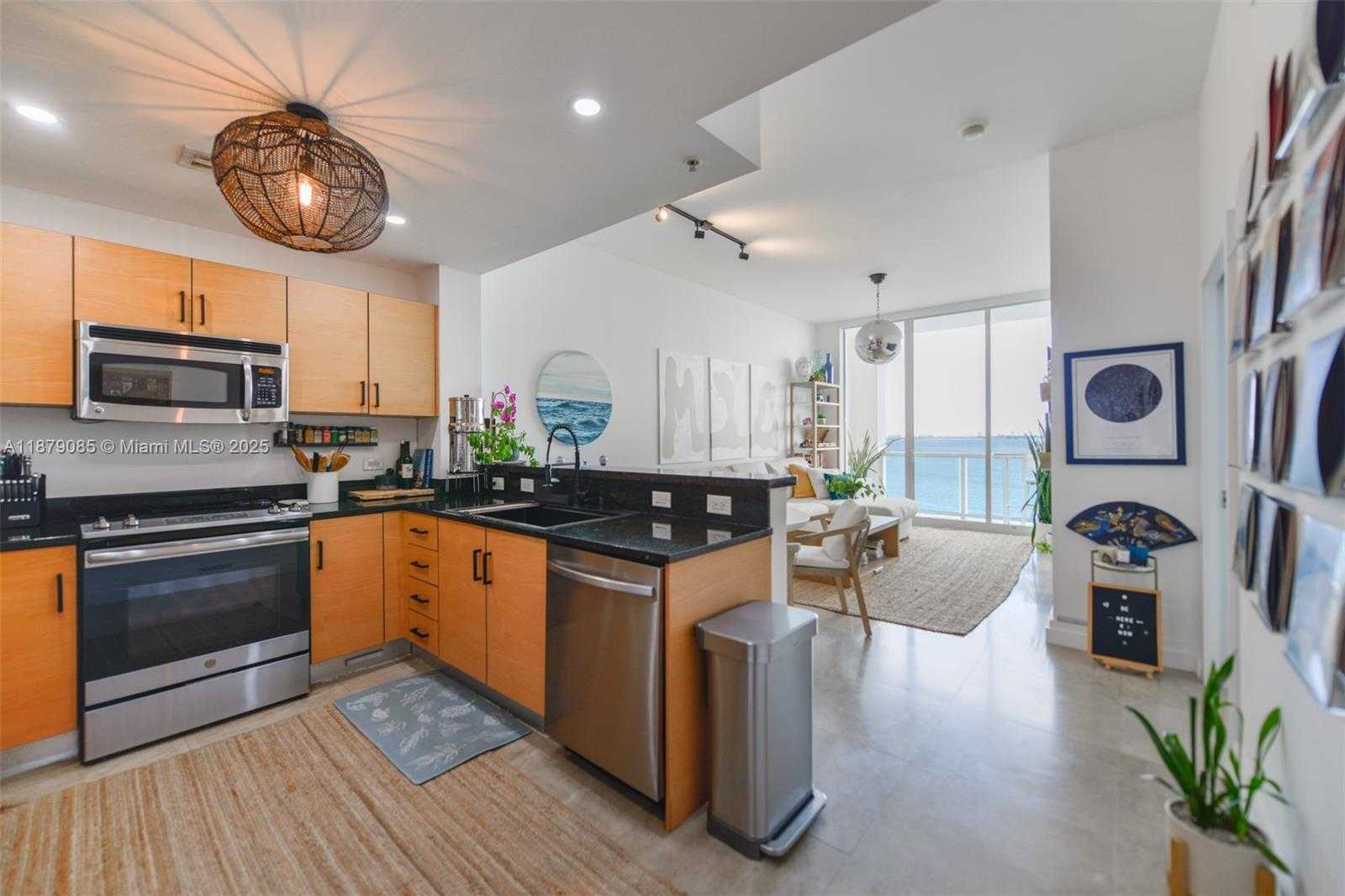 Small Image of 725 NORTH EAST 22ND ST #8D, Miami Number 7
