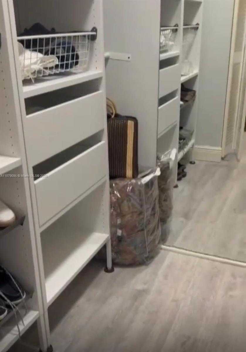 Small Image of 20335 WEST COUNTRY CLUB DR #2401, Aventura Number 20
