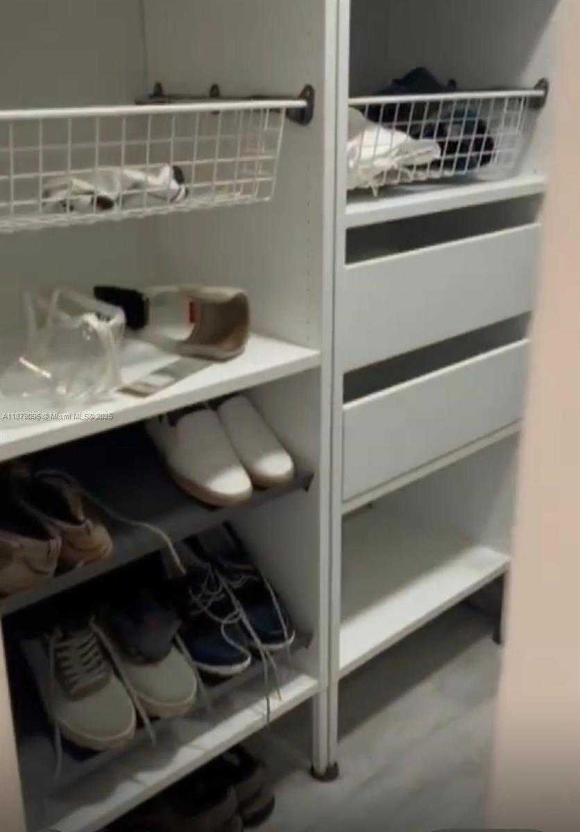 Small Image of 20335 WEST COUNTRY CLUB DR #2401, Aventura Number 21