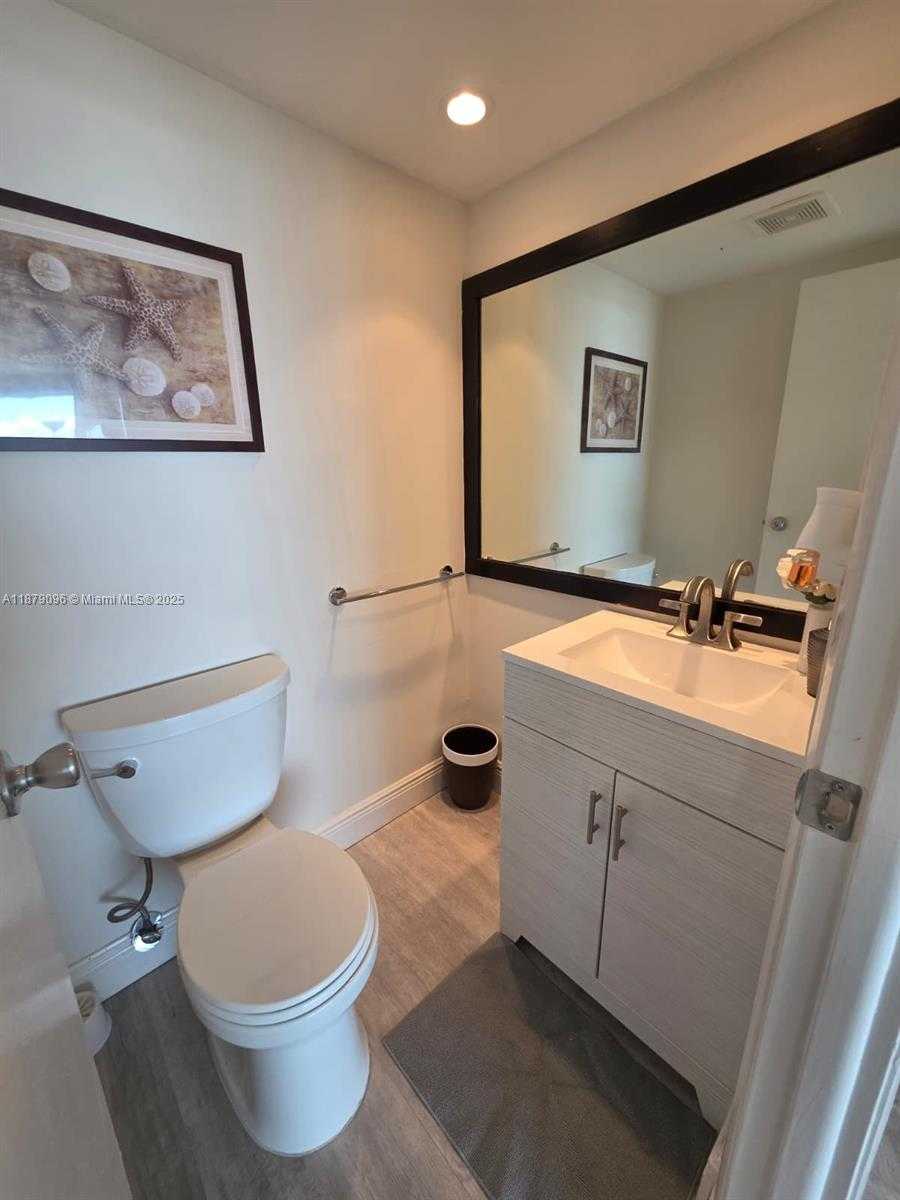 Small Image of 20335 WEST COUNTRY CLUB DR #2401, Aventura Number 38