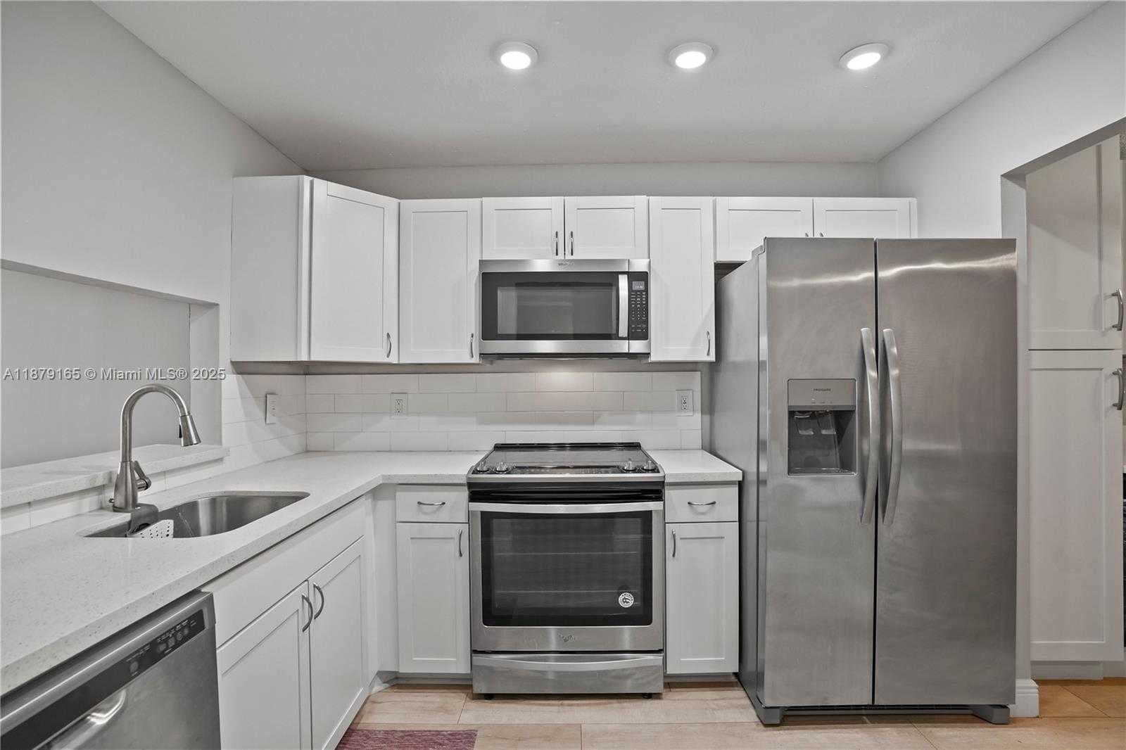 Small Image of 777 SOUTH FEDERAL HWY #305E, Pompano Beach Number 24