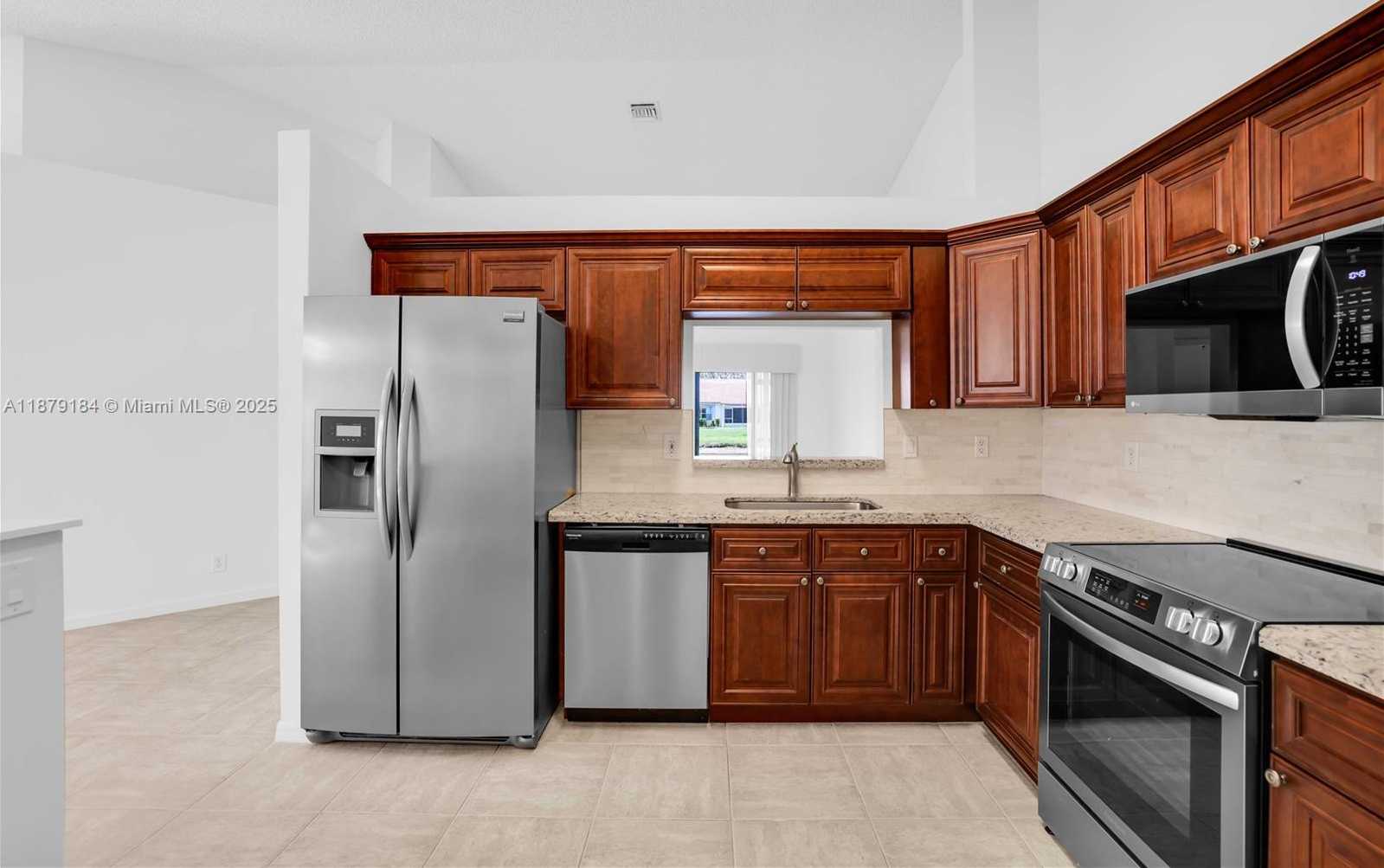 Small Image of 6082 HELICONIA RD, Delray Beach Number 11