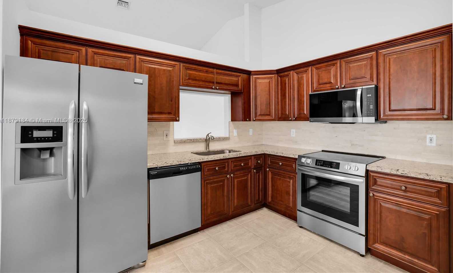 Small Image of 6082 HELICONIA RD, Delray Beach Number 12