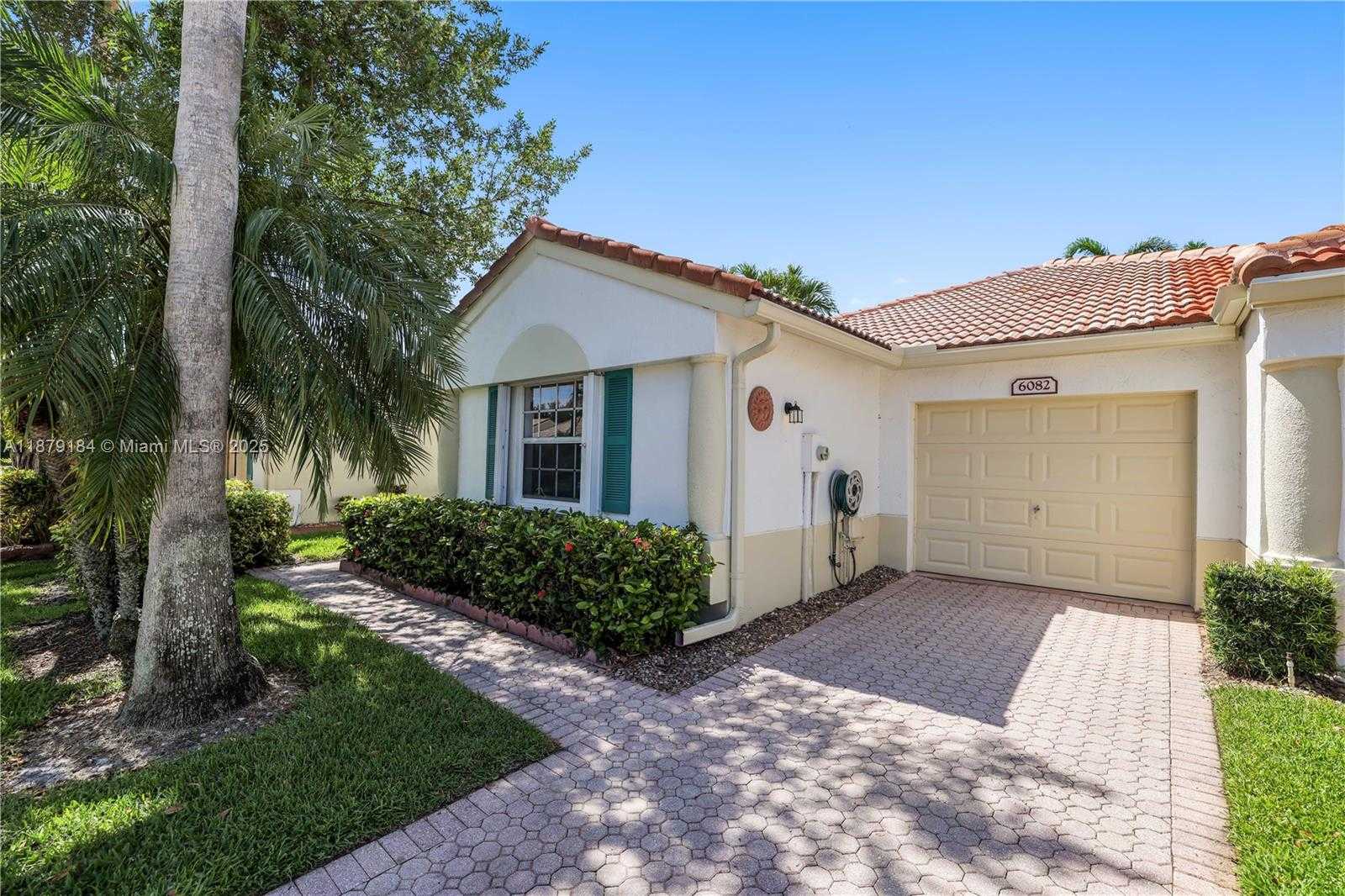 Small Image of 6082 HELICONIA RD, Delray Beach Number 14