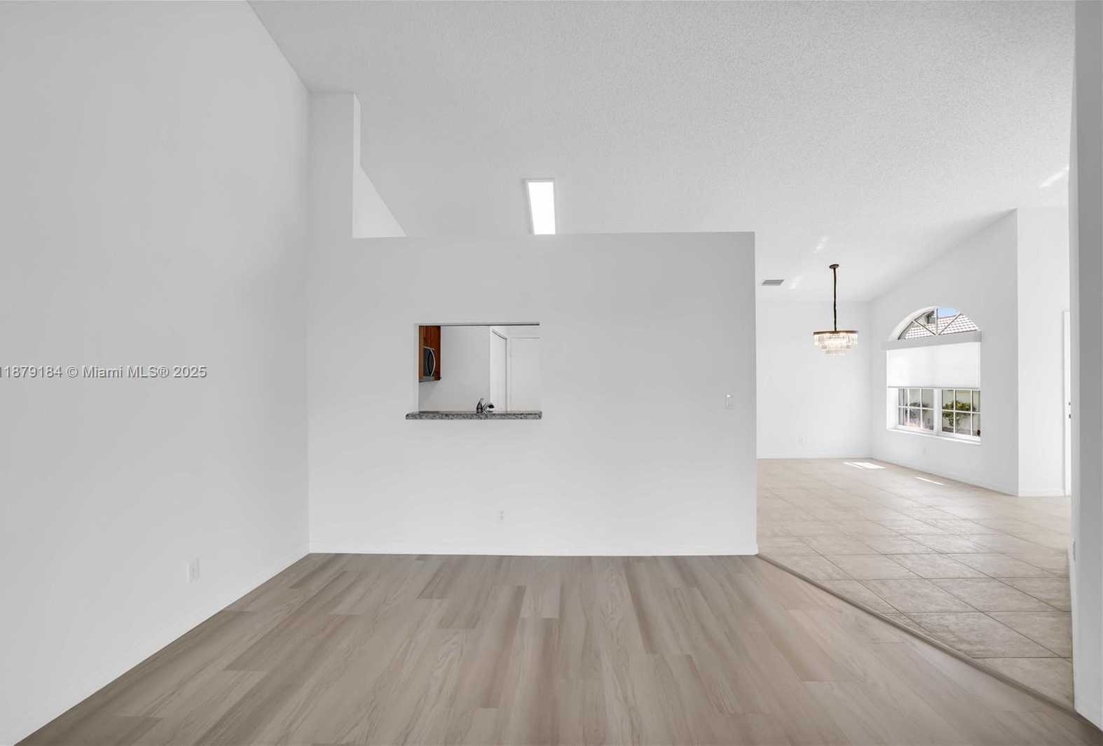 Small Image of 6082 HELICONIA RD, Delray Beach Number 20