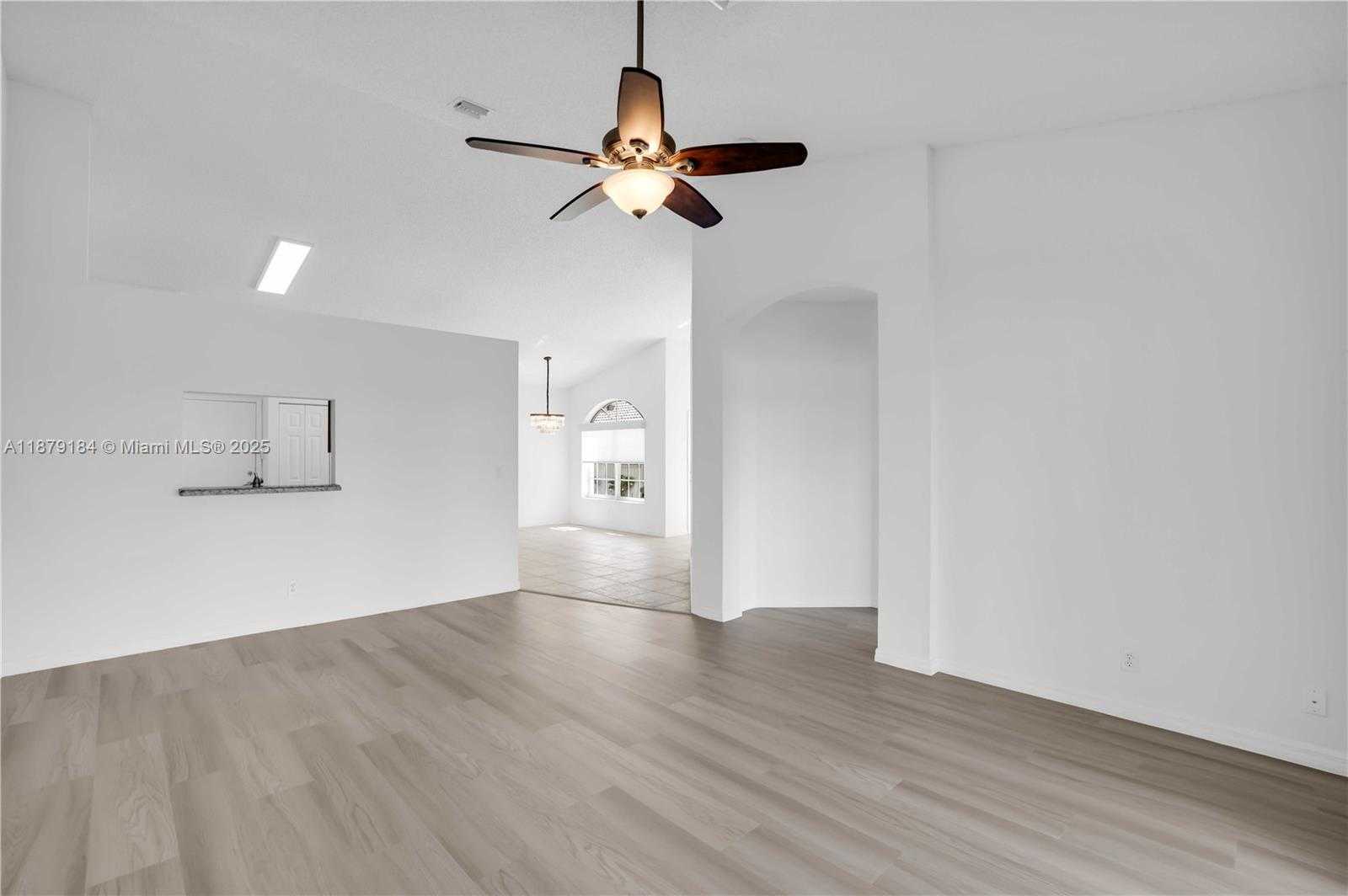 Small Image of 6082 HELICONIA RD, Delray Beach Number 22