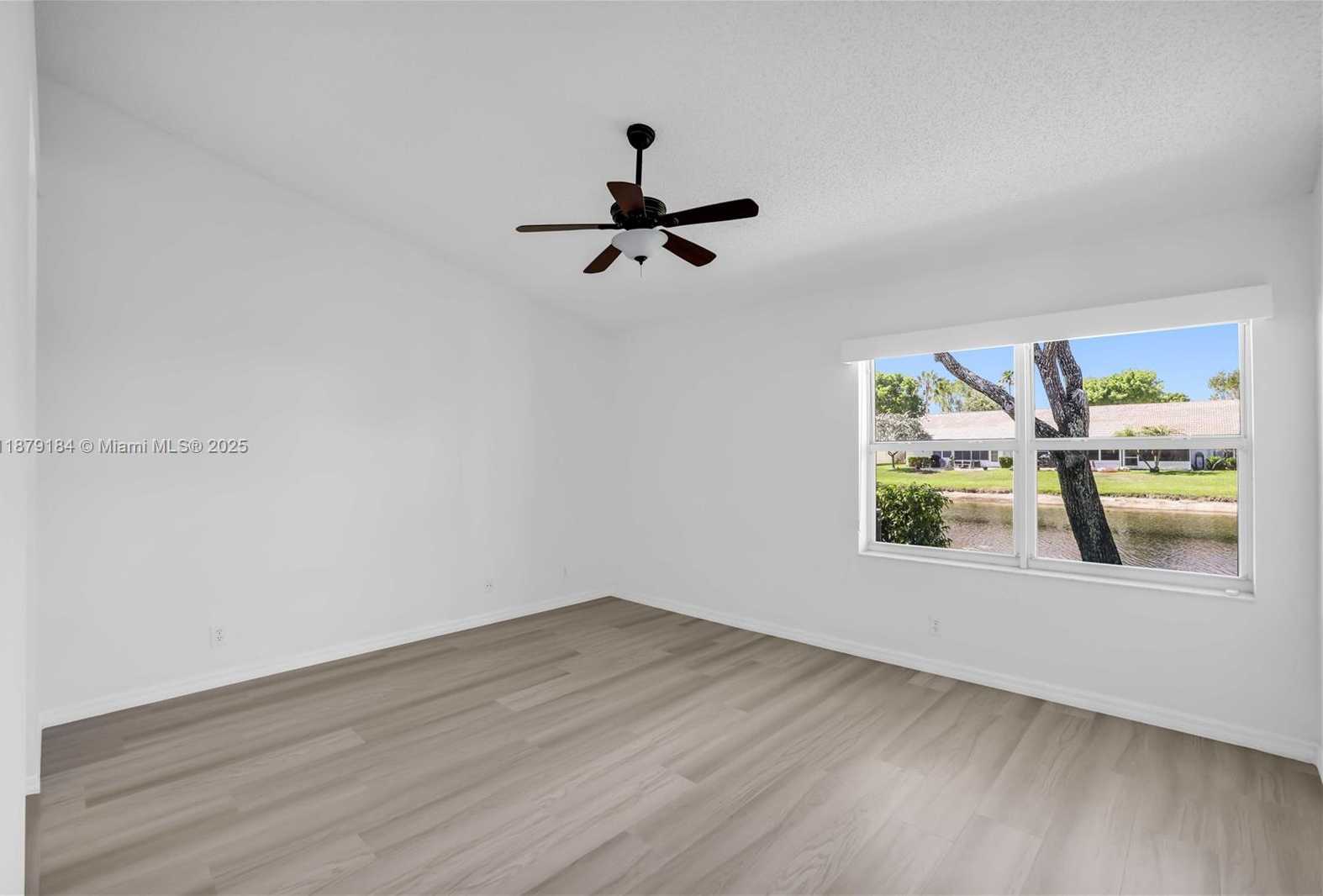 Small Image of 6082 HELICONIA RD, Delray Beach Number 24