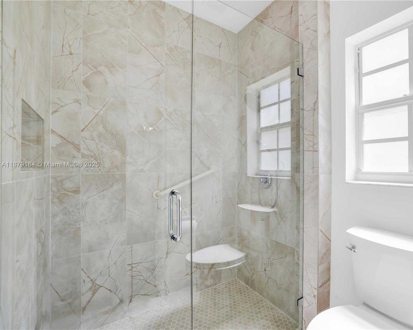 Small Image of 6082 HELICONIA RD, Delray Beach Number 28